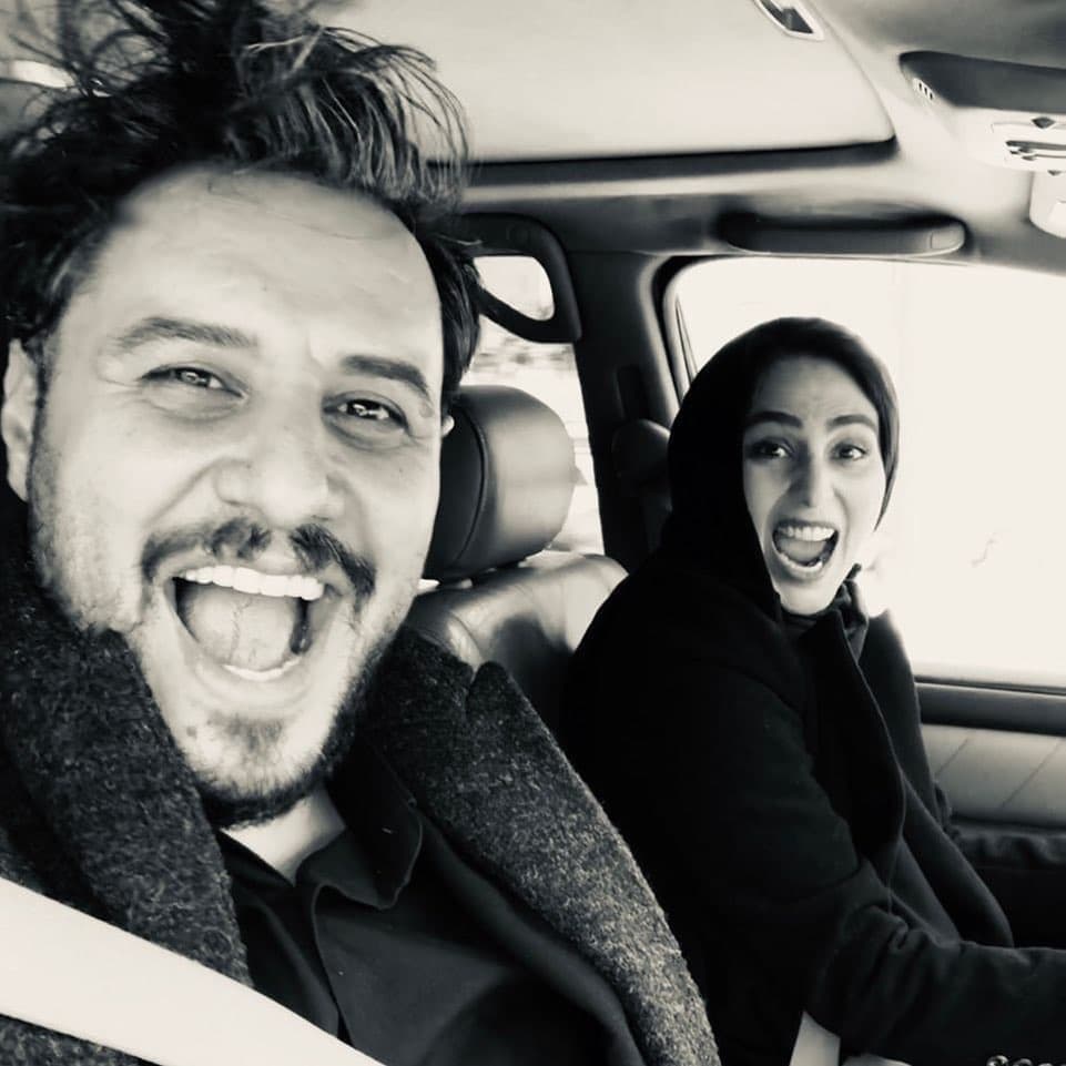 عکس/ سلفی جواد عزتی به همراه رعنا آزادی ور در پشت صحنه «زخم کاری»