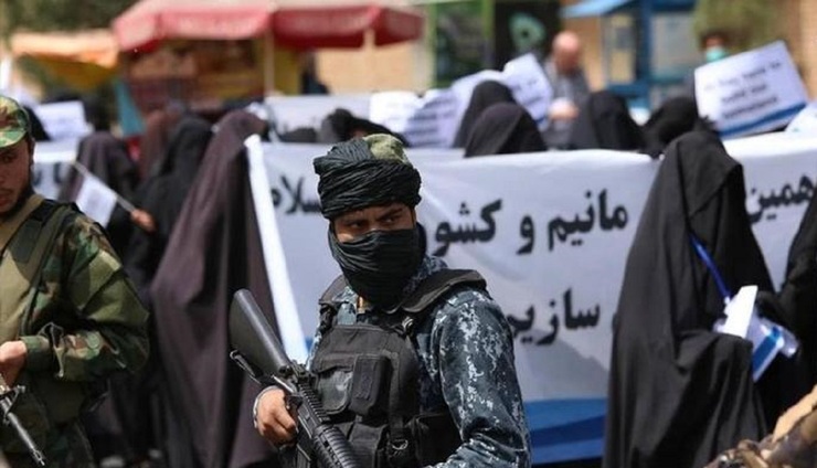 تصاویر| تظاهرات زنان هوادار طالبان