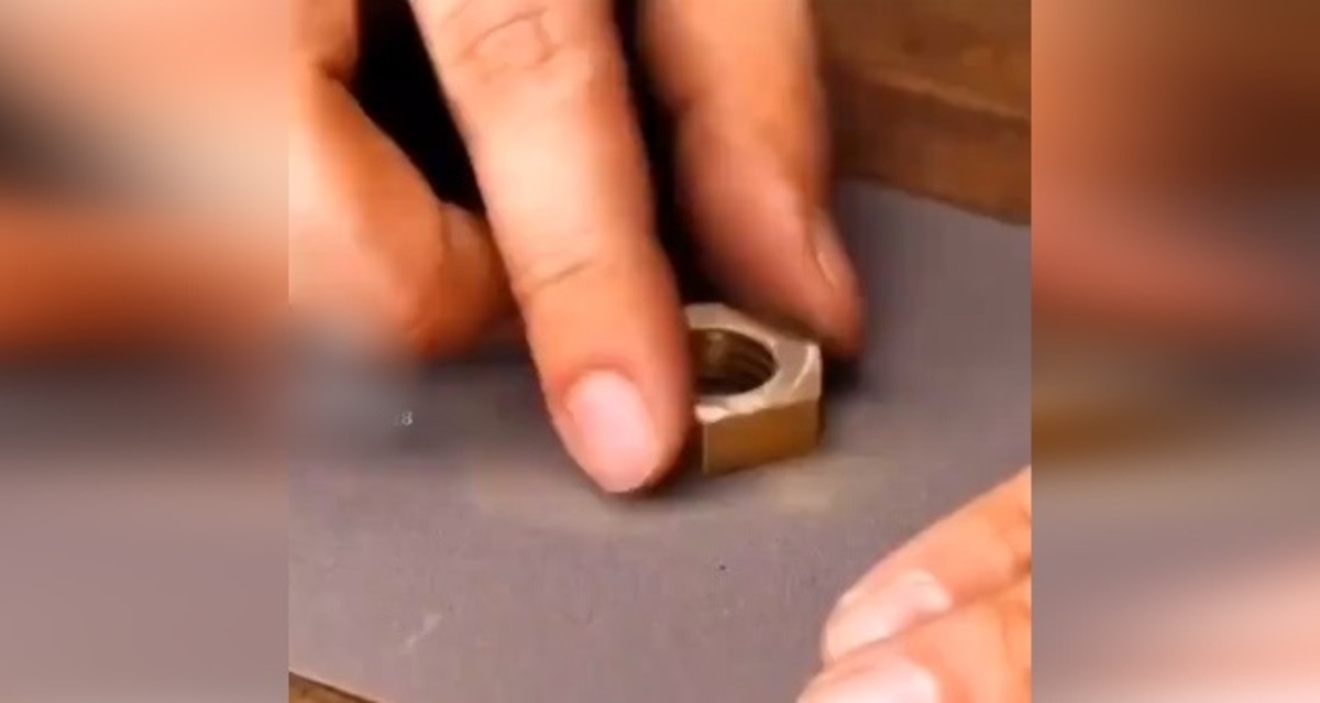 فیلم| ساخت انگشتر با استفاده از مهره