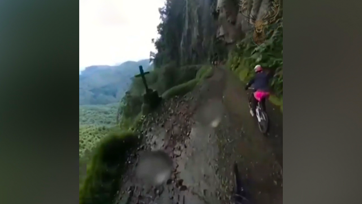 فیلم| دوچرخه سواری در کوهستانی بکر و زیبا