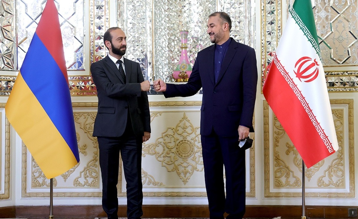 تصاویر| دیدار وزرای خارجه ایران و ارمنستان