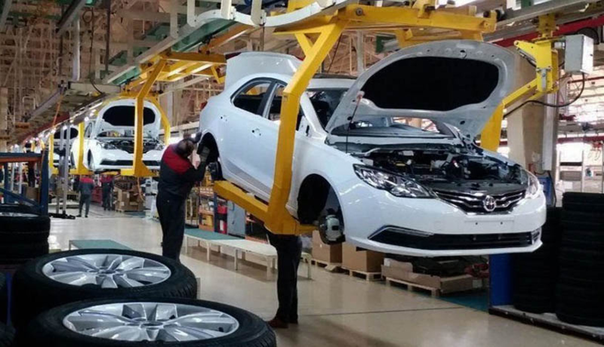 افزایش ۷۰ درصد قیمت کارخانه‌ای خودرو