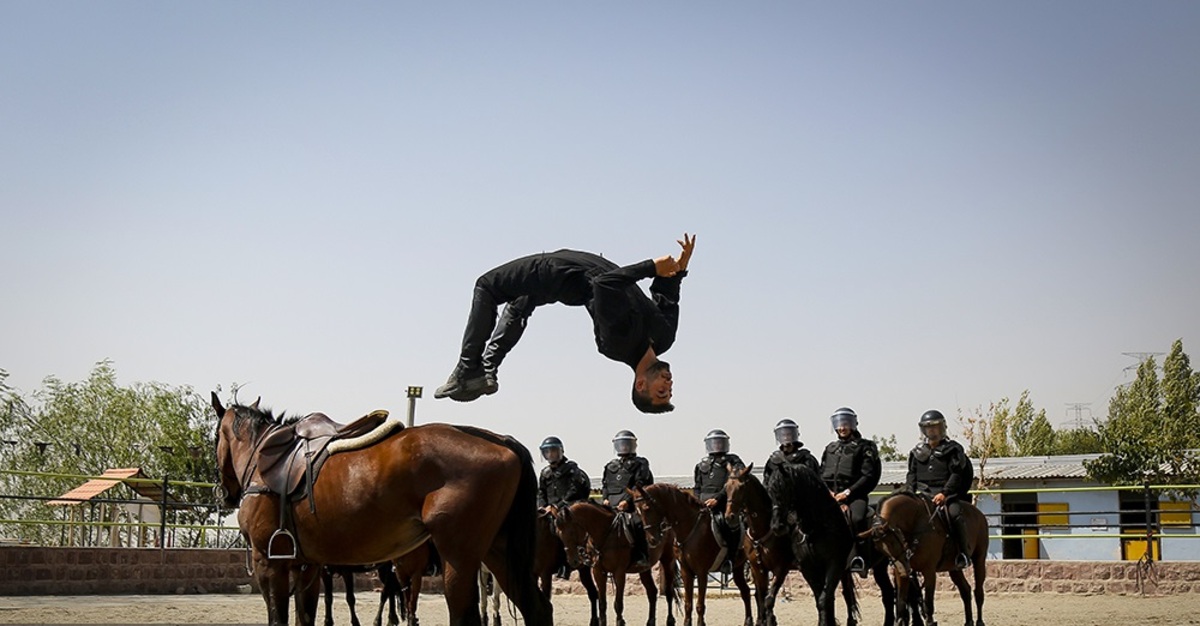 تصاویر| یگان اسب‌سواران نیروی انتظامی
