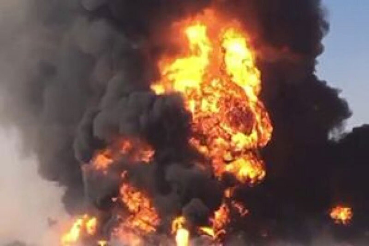فیلم| آتش‌سوزی در نزدیکی تأسیسات نفتی لبنان