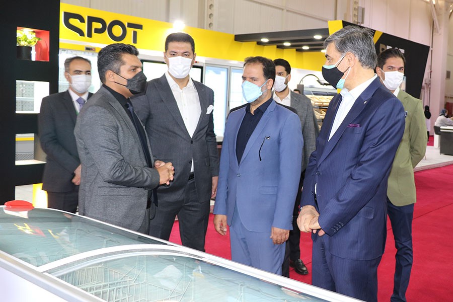 رونمایی اسپات از محصولات جدید در سومین نمایشگاه بینالمللی ایران ریتیل شو رونمایی اسپات از محصولات جدید در سومین نمایشگاه بینالمللی ایران ریتیل شو