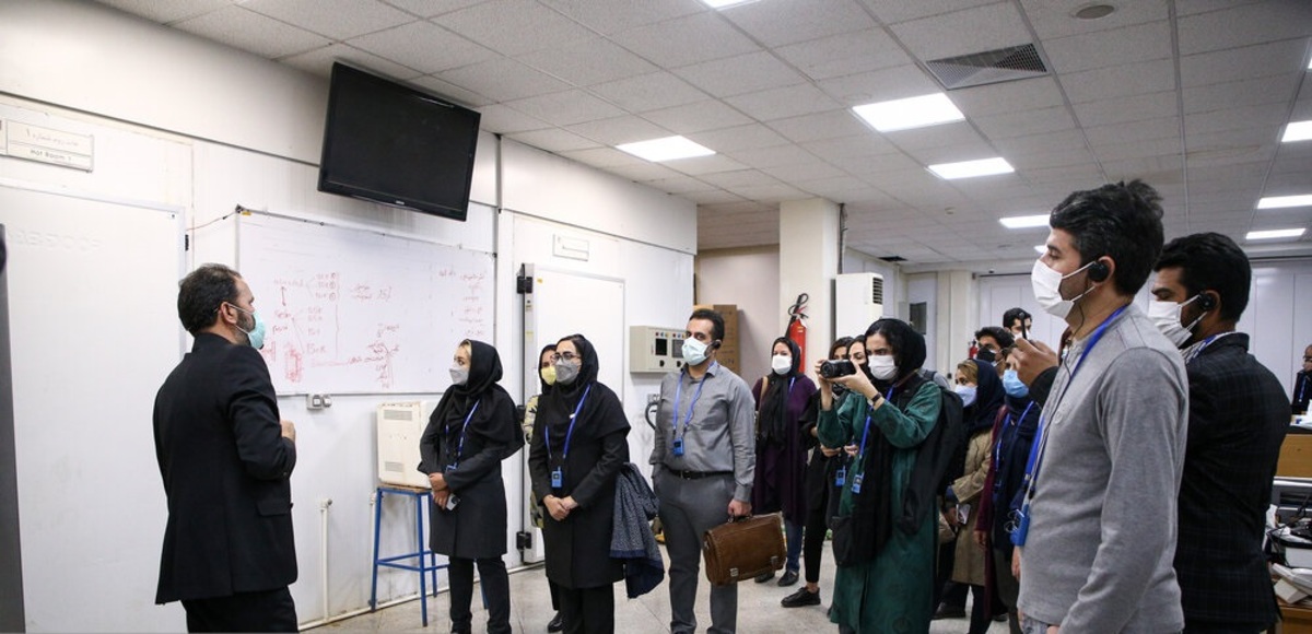 تصاویر| بازدید اصحاب رسانه از مجتمع تولید کننده لوازم خانگی ایران