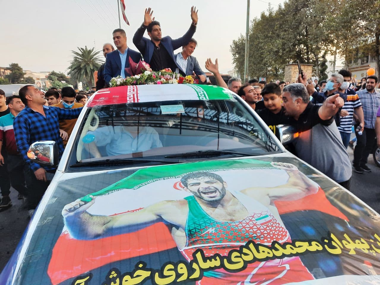 تصاویر| استقبال آملیها از یوسفی تصاویر| استقبال آملیها از یوسفی