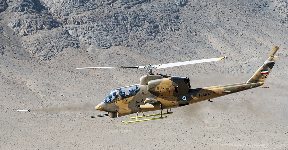 تصاویر| نمایش قدرت آتش هوایی خلبانان هوانیروز