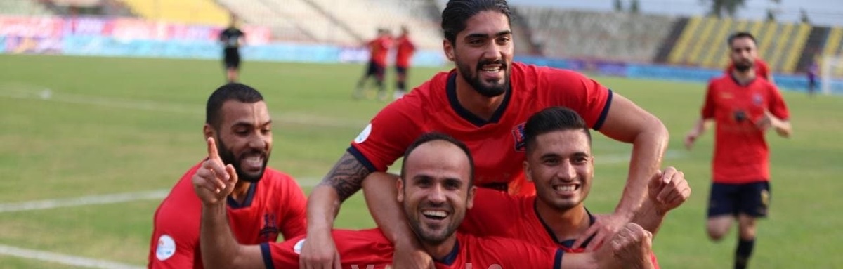 تصاویر| اولین گل لیگ بیست و یکم فوتبال به نام اسلامی