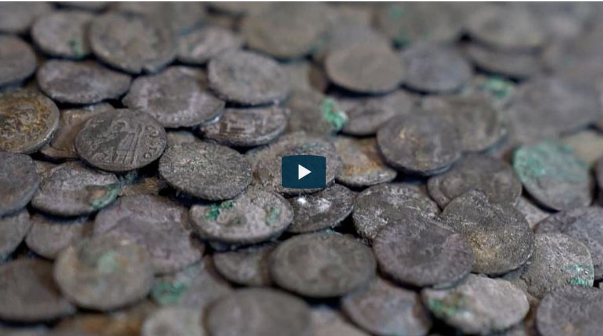 فیلم| کشف گنجینه‌ای در آوگسبورگ آلمان؛ هزاران سکه رومی‌ها از دل خاک بیرون آمد