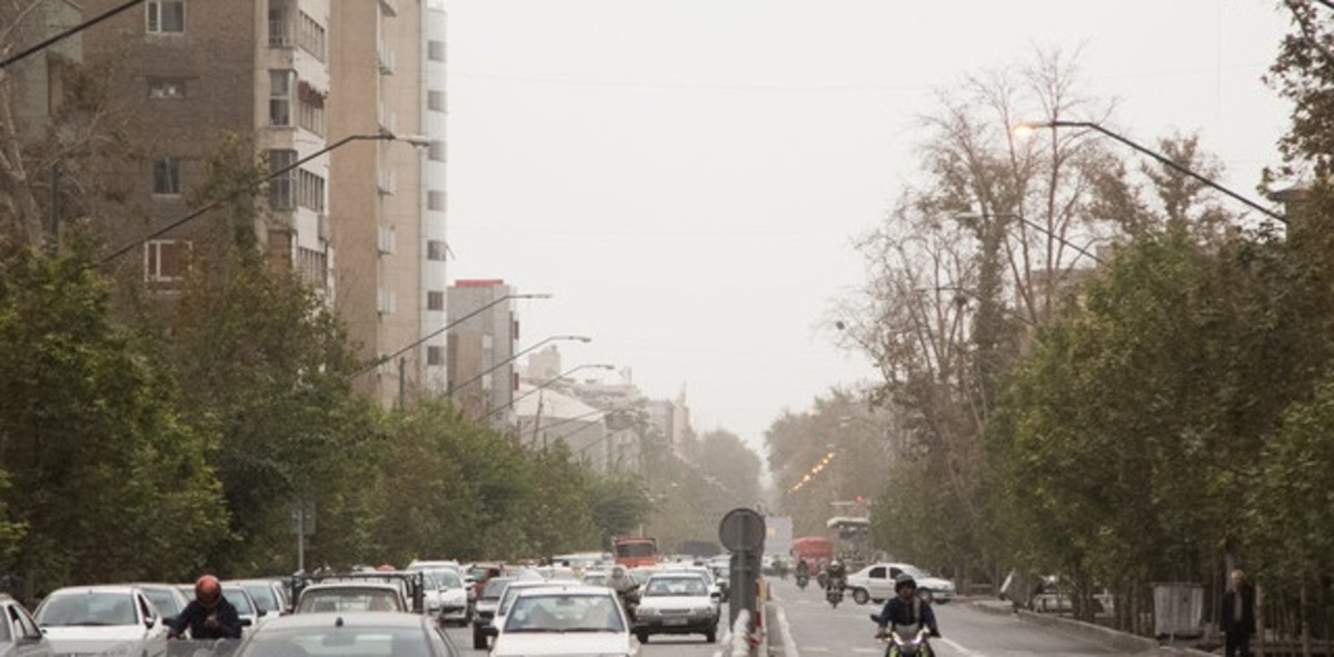 کاهش دمای تهران تا ۷ درجه/ تجمع آلاینده‌ها در هوای پایتخت
