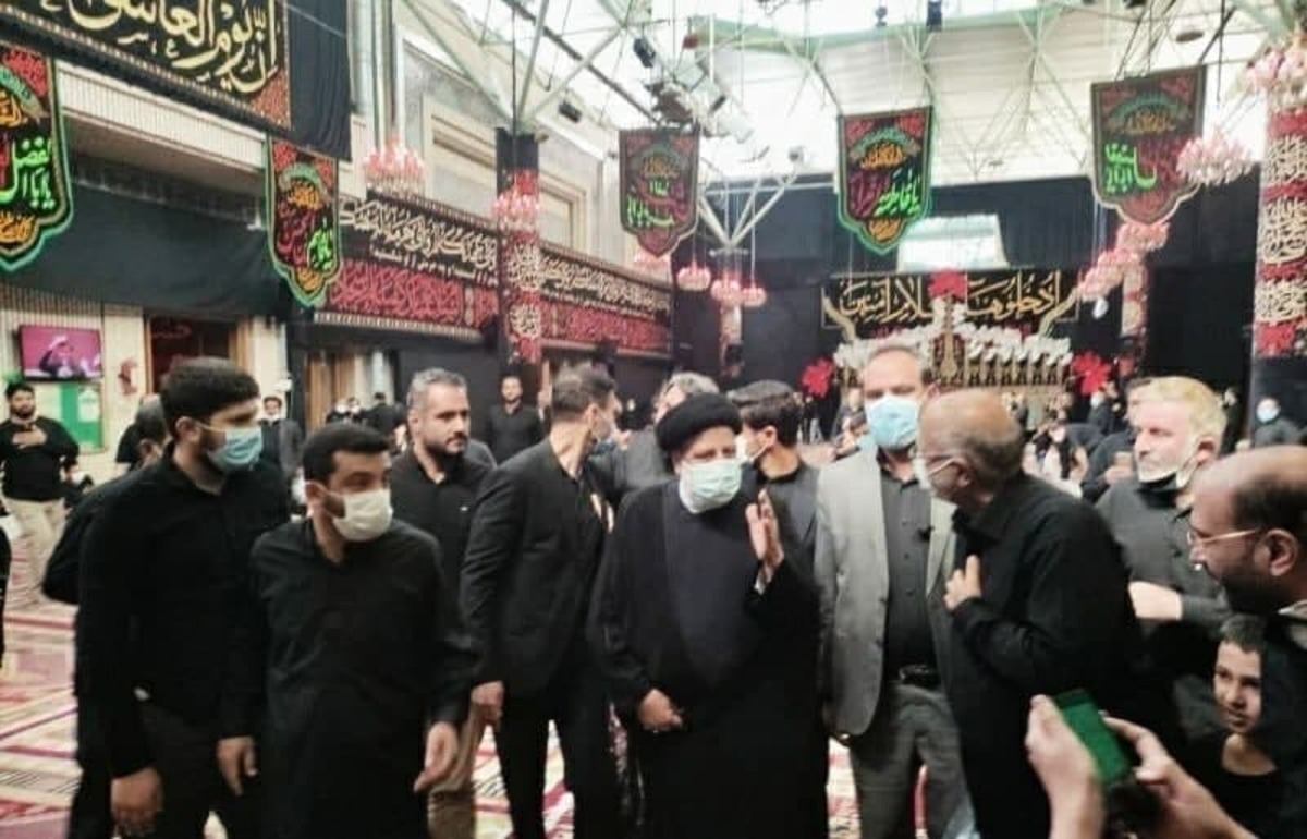 حضور رئیسی در مراسم اربعین مسجد ارک
