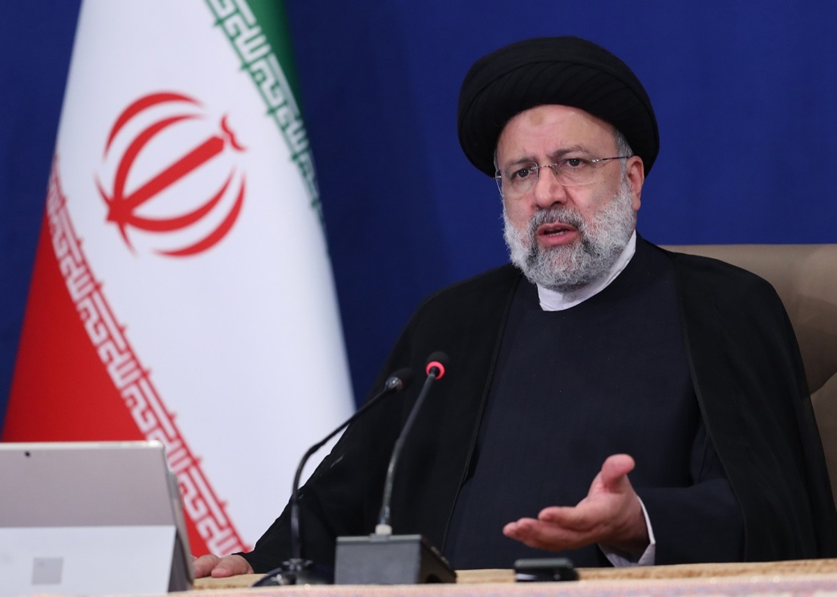 رئیسی: استفاده از واکسن خارجی نمی‌تواند دائمی باشد/ باید از واکسن‌سازان داخلی حمایت کنیم