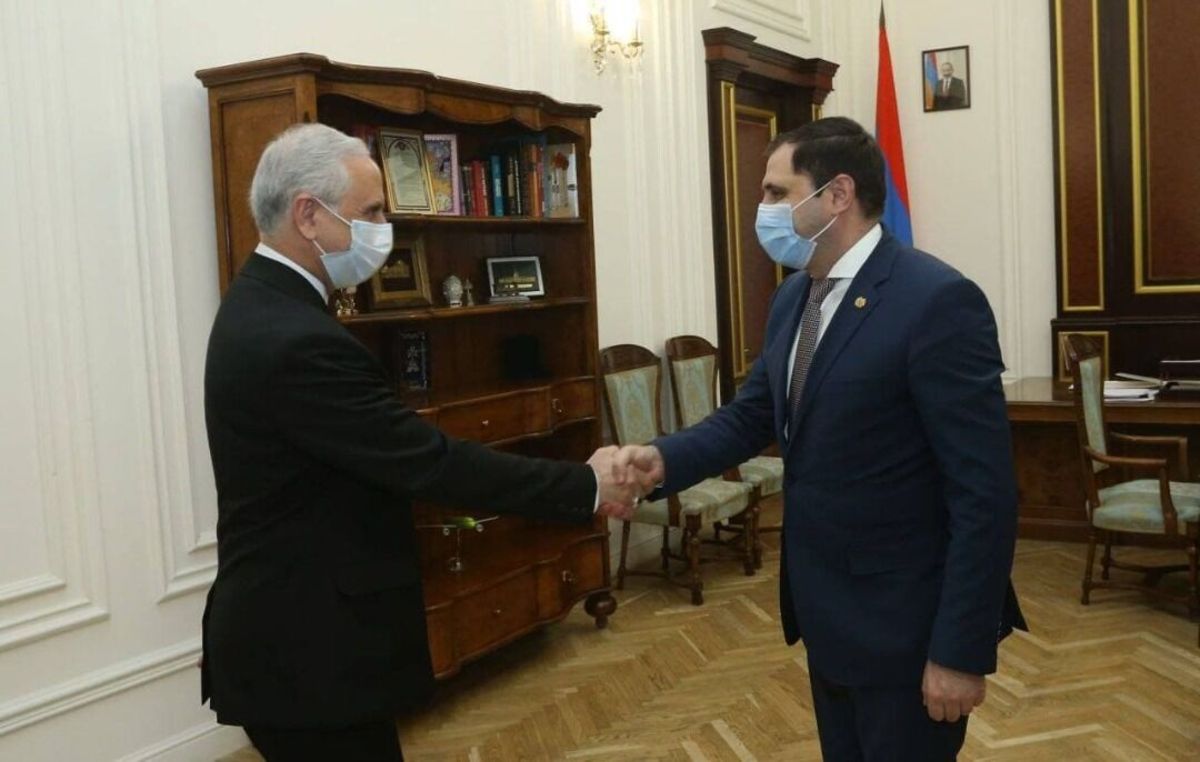 دیدار سفیر ایران در ارمنستان با معاون نخست وزیر این کشور
