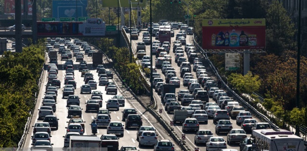ترافیک سنگین معابر پایتخت در صبح سه‌شنبه/ نواب و آزادی دارای بیشترین حجم