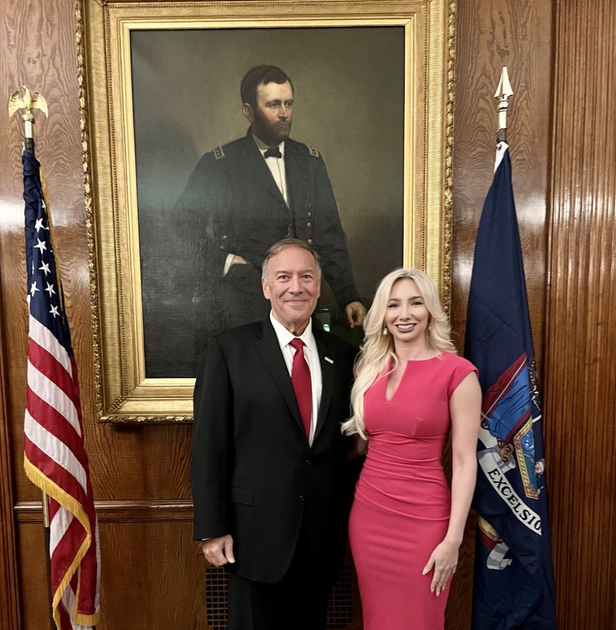 عکس| کاهش وزن عجیب مایک پومپئو، وزیر خارجه دولت ترامپ