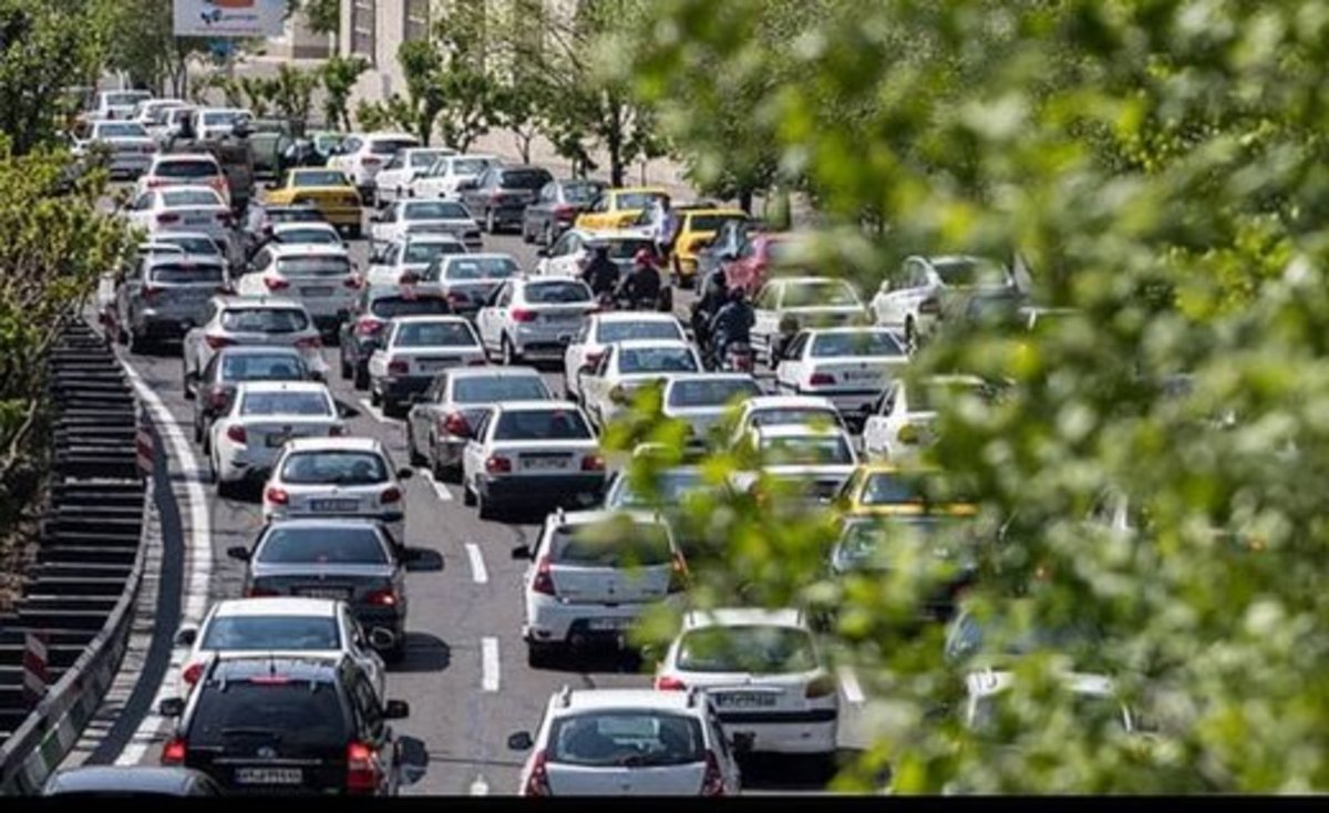 مردم درباره ترافیک گره خورده تهران چه می‌گویند؟