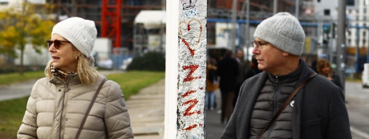 تصاویر| سی و دومین سالگرد فروریختن دیوار برلین