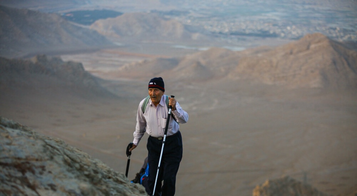 تصاویر| کوهنوردی در کوه صفه اصفهان