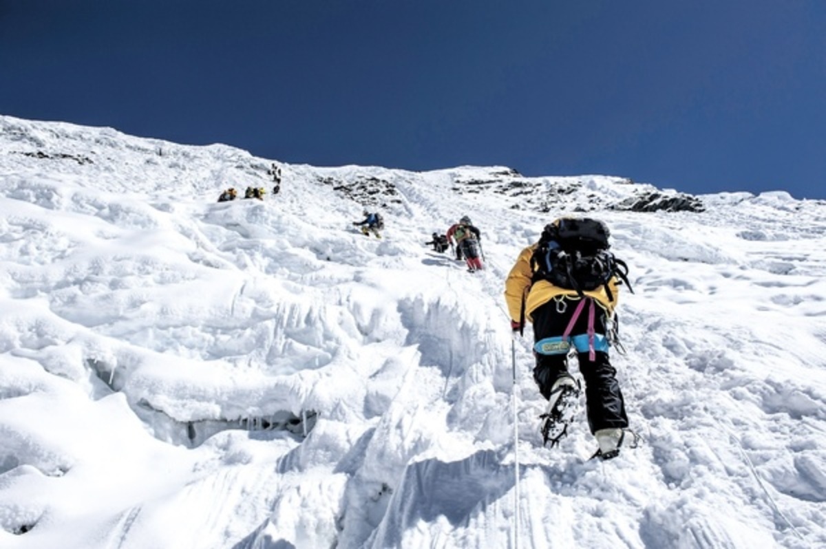 گرفتار شدن هفت کوهنورد شیرازی در ارتفاعات دنا