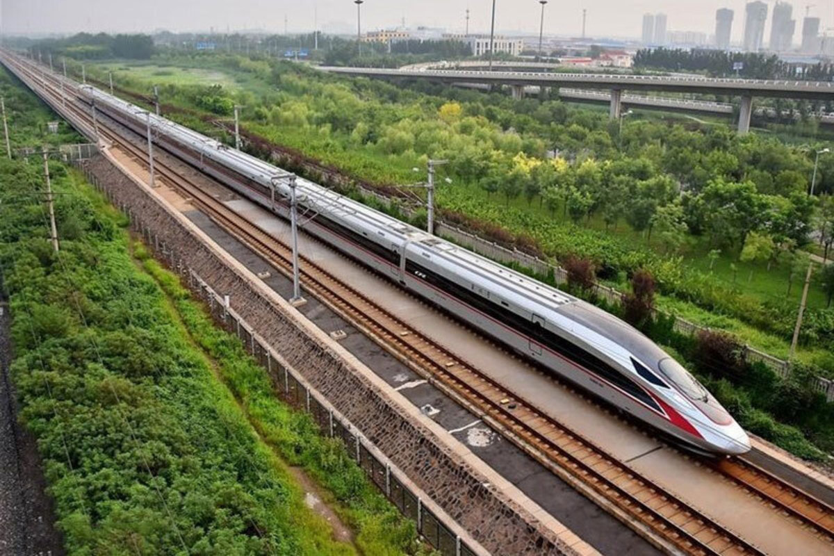 فیلم| سرعت عجیب قطار‌های جدید چین