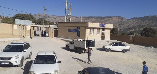 عکس| انتقال عجیب جسد با وانت حمل زباله در «لوداب»! عکس| انتقال عجیب جسد با وانت حمل زباله در «لوداب»!