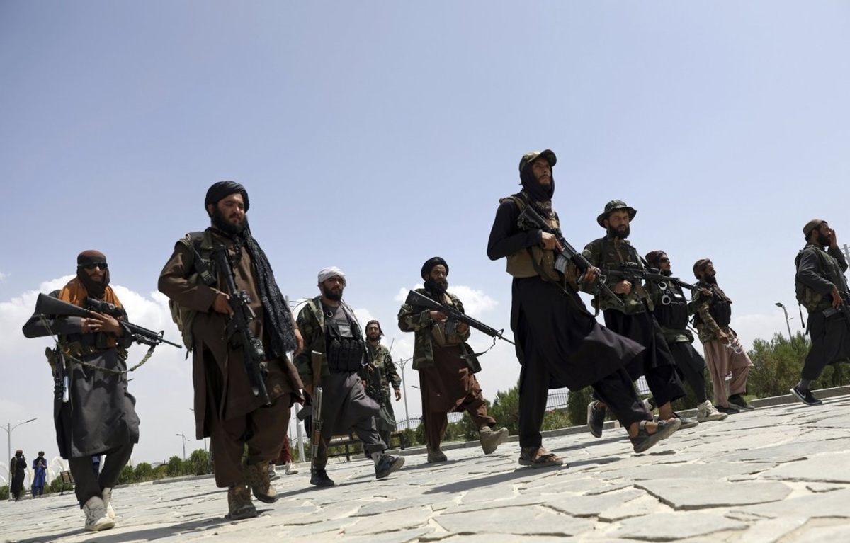فیلم| پیوستن ۵۰ تروریست داعش به طالبان