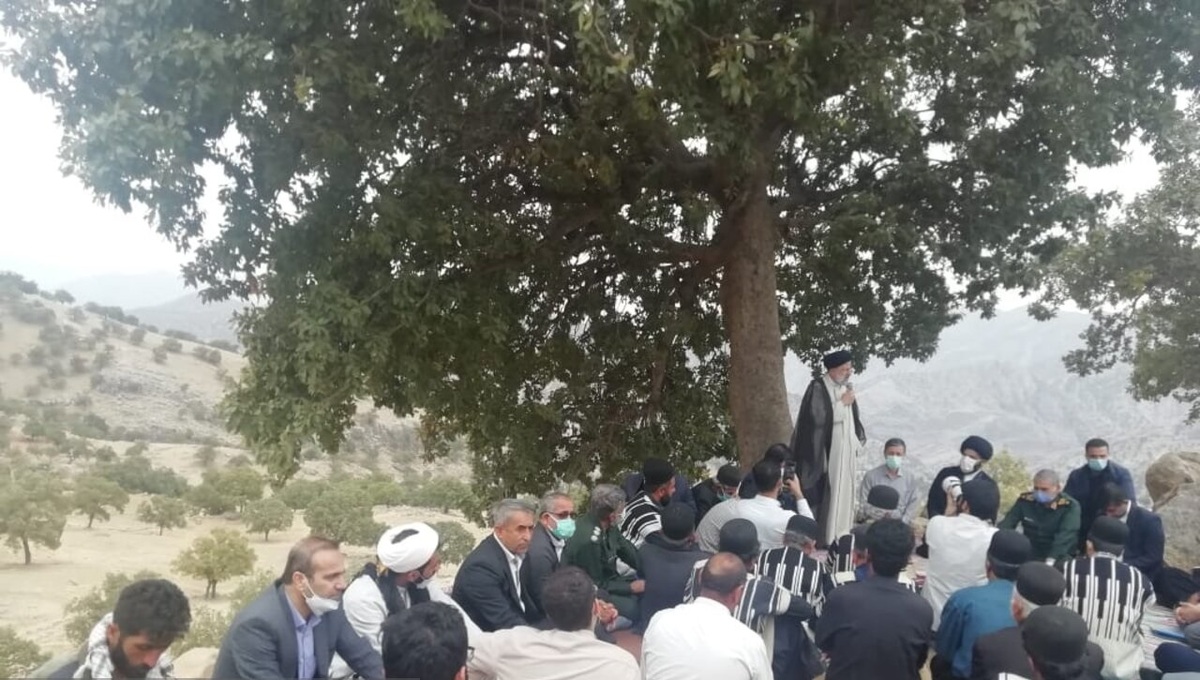 تصاویر| بازدید سرزده رئیسی از مناطق زلزله‌زده اندیکا