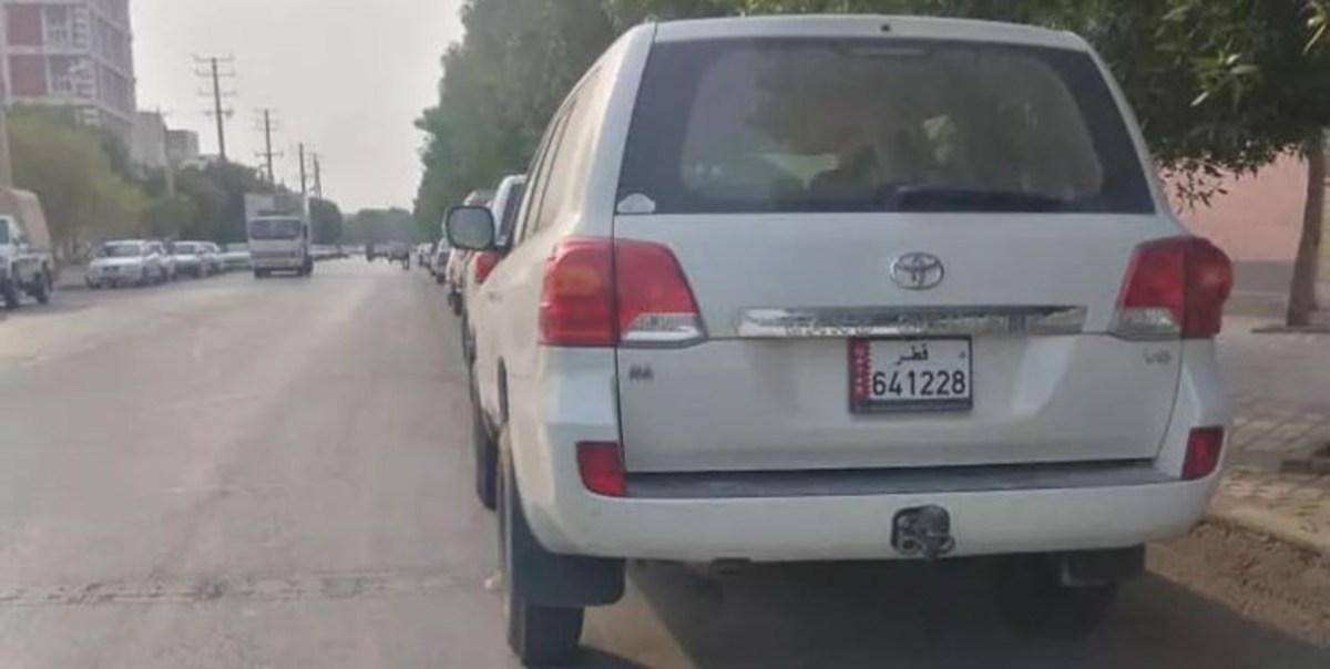 ماجرای خودروهای لوکس قطری در بوشهر چیست؟