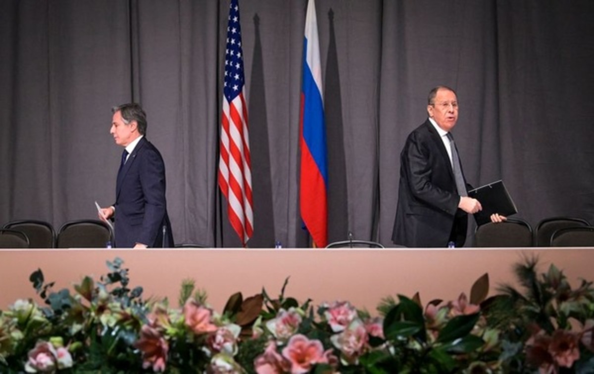 درگیری لفظی وزرای خارجه روسیه و آمریکا در استکهلم