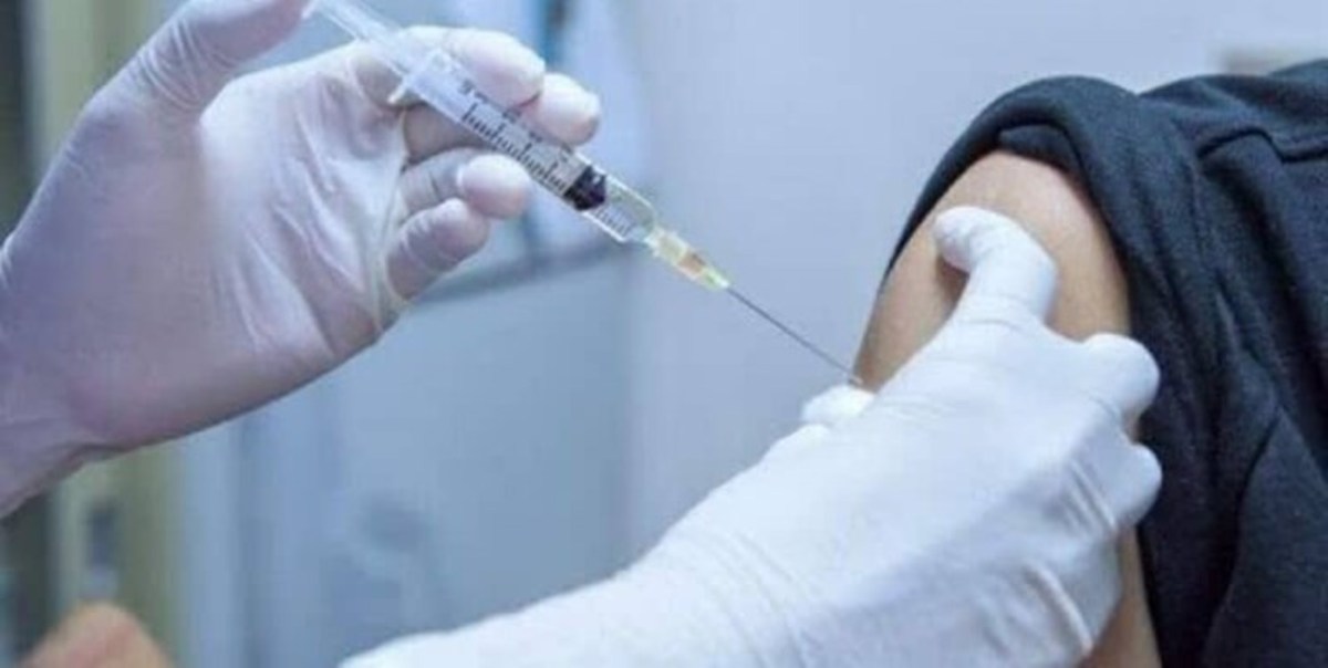 فراخوان افراد بالای ۴۰ سال برای تزریق دُز سوم واکسن کرونا