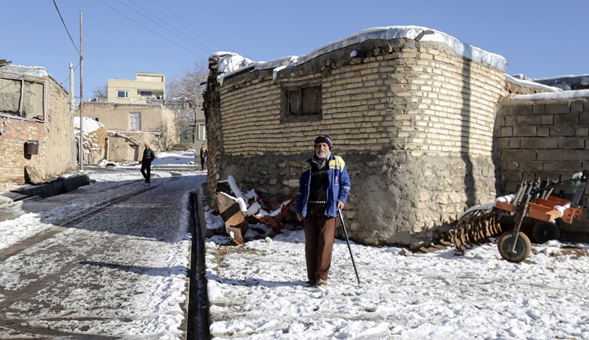 تصاویر| بارش برف در روستای یولقون آغاج در تکاب