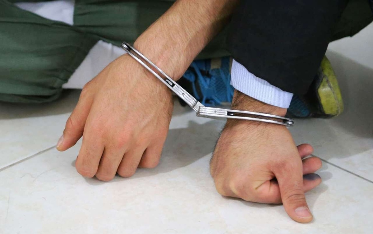 اختلاس در کردستان و بوشهر/ ۲ نفر بازداشت شدند