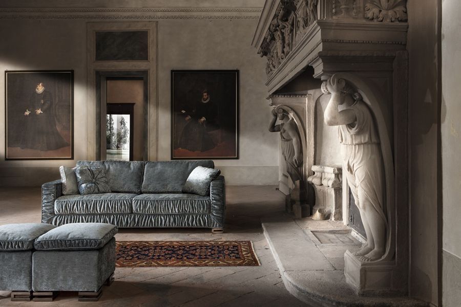 چیدمان مبل کلاسیک و راحتی