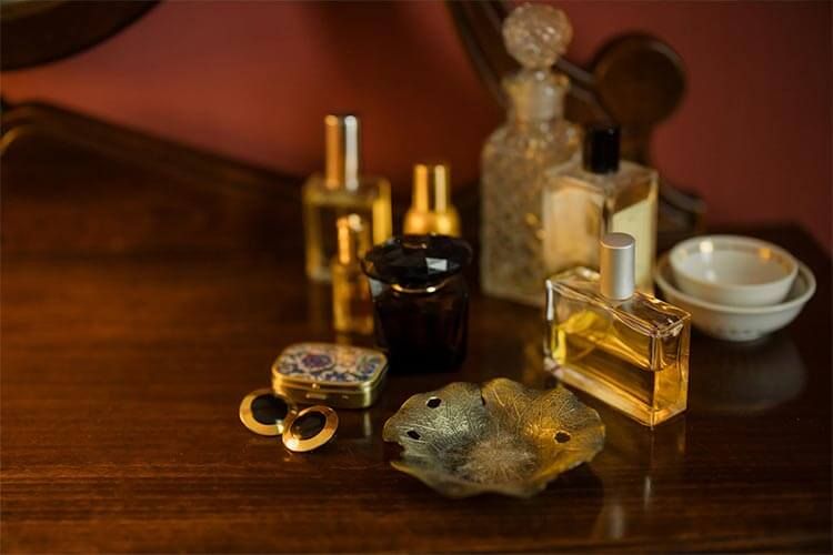 چطور بهترین عرضه کننده قیمت عطر را پیدا کنم؟ چطور بهترین عرضه کننده قیمت عطر را پیدا کنم؟