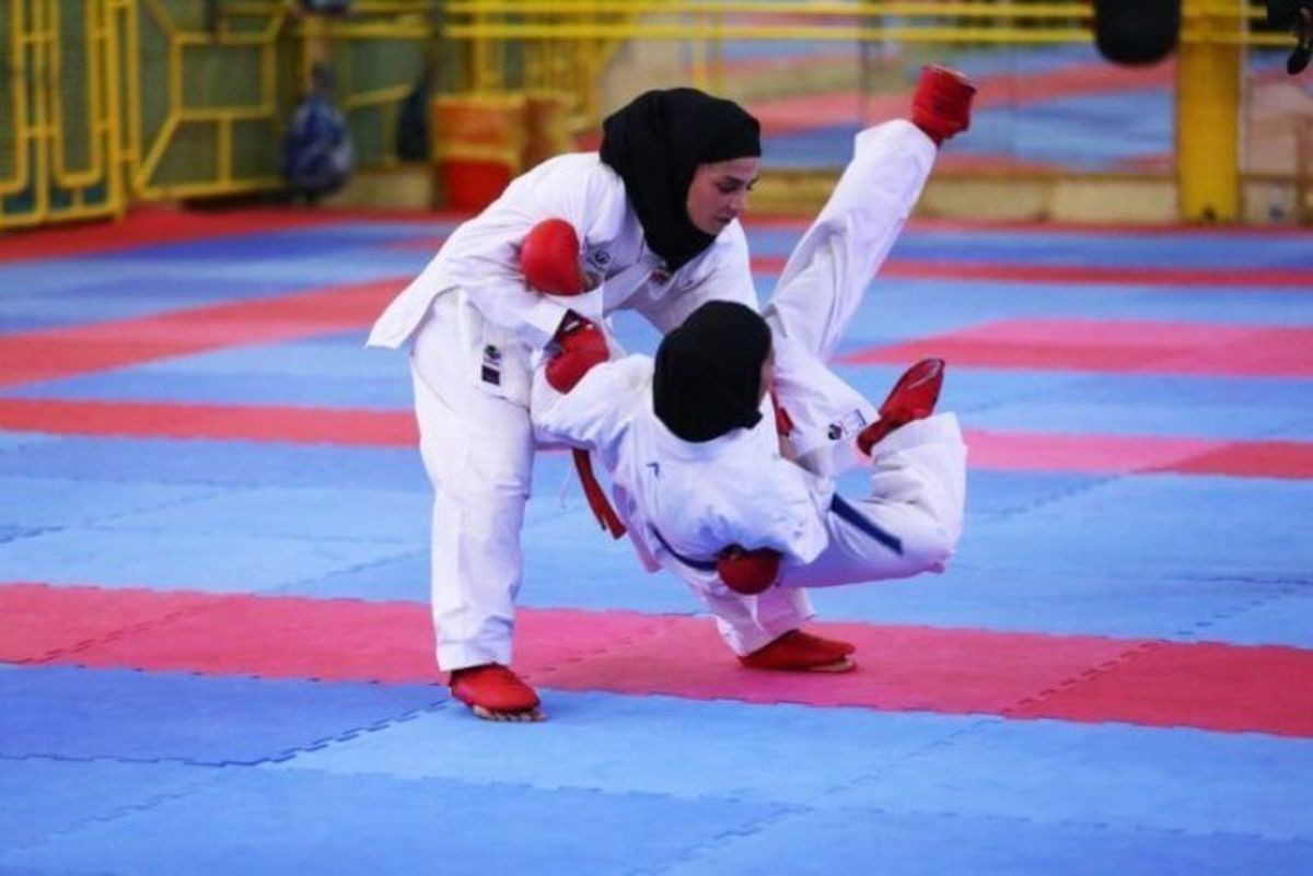 ۲دختر کاراته کای لرستانی مدال طلای مسابقات آسیا را کسب کردند