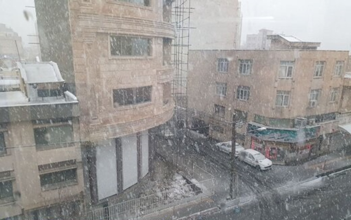بارش برف و باران در تهران، هوای پایتخت سرد می‌شود