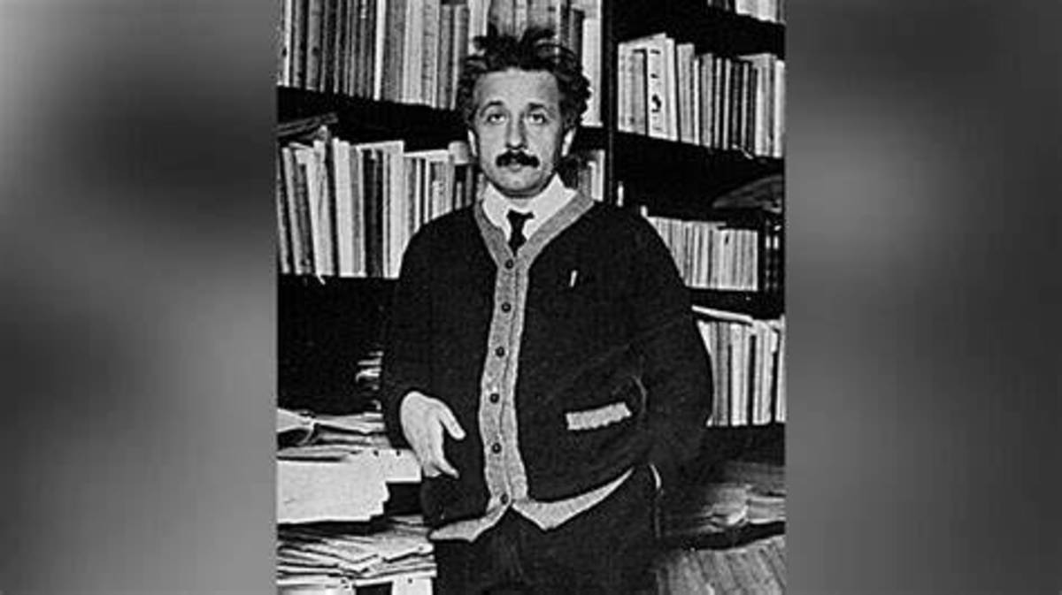 رکوردشکنی دست‌نوشته اینشتین در حراج پاریس