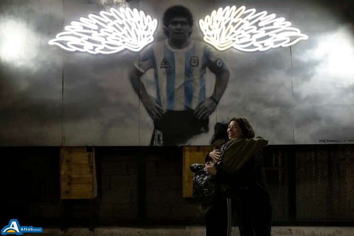 تصاویر| به یاد مارادونا در سراسر جهان