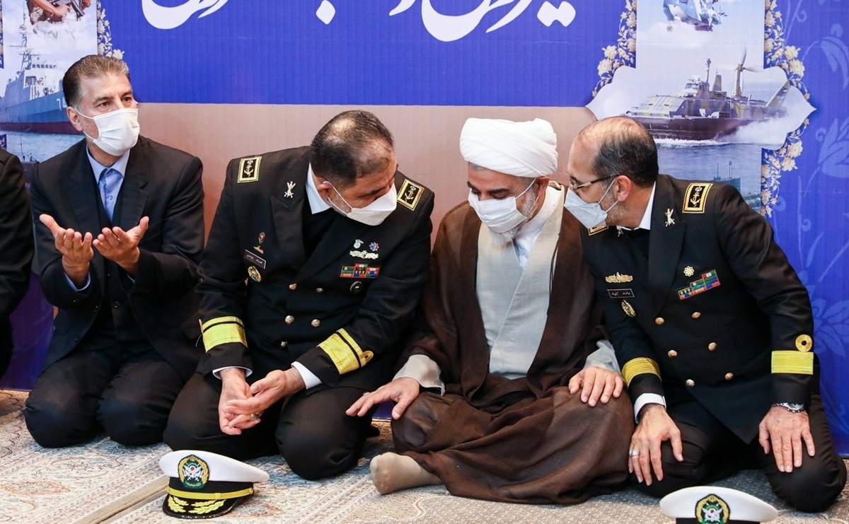 تصاویر| تجدید میثاق فرماندهان نیروی دریایی ارتش با آرمان‌های امام