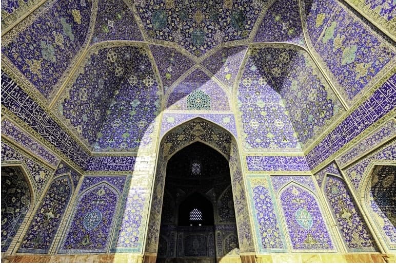 اصفهان؛ مروارید پارس و معماری شگفتانگیز آن اصفهان؛ مروارید پارس و معماری شگفتانگیز آن