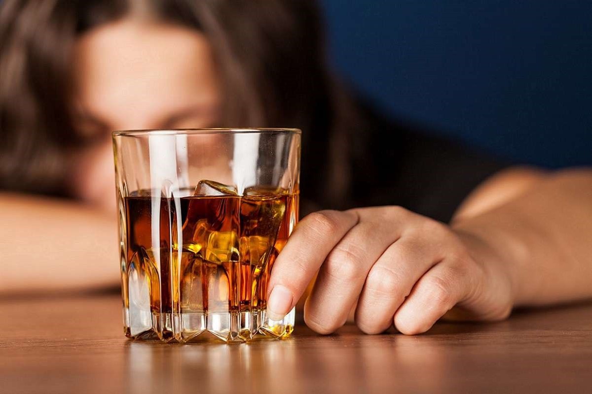 عوارض مصرف زیاد الکل