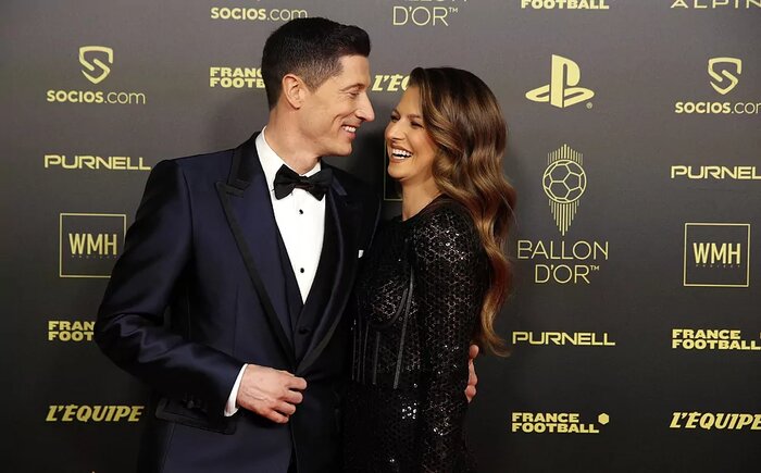 عکس| لواندوفسکی و همسرش در مراسم توپ طلا عکس| لواندوفسکی و همسرش در مراسم توپ طلا