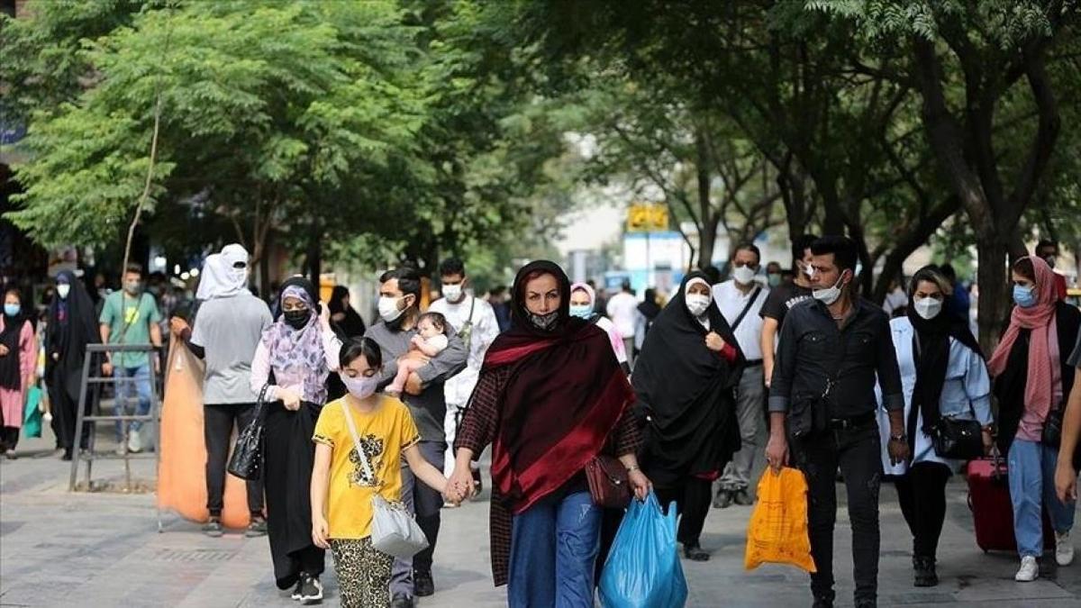 آمار کرونا در ایران ۱۸ فروردین ۱۴۰۱/ شناسایی ۳۸۰۰ بیمار و ۴۱ فوتی جدید