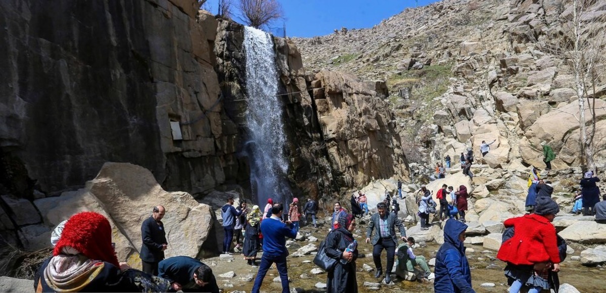 تصاویر| مسافران نوروزی در گنجنامه همدان
