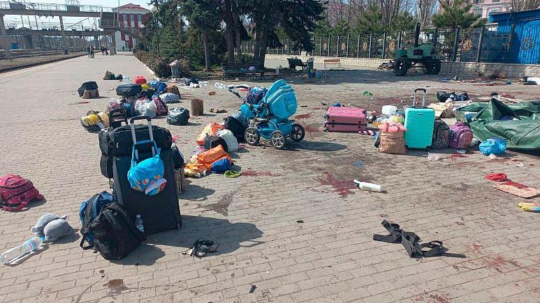 جنگ اوکراین| جنایتی دیگر از ارتش پوتین در اوکراین| روس‌ها ایستگاه قطار را بمباران کردند