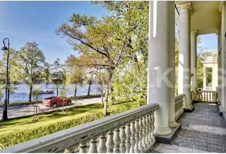 عکس/ درون خانه دختر مخفی پوتین با اجاره بهای ماهانه ۱۰ هزار دلاری