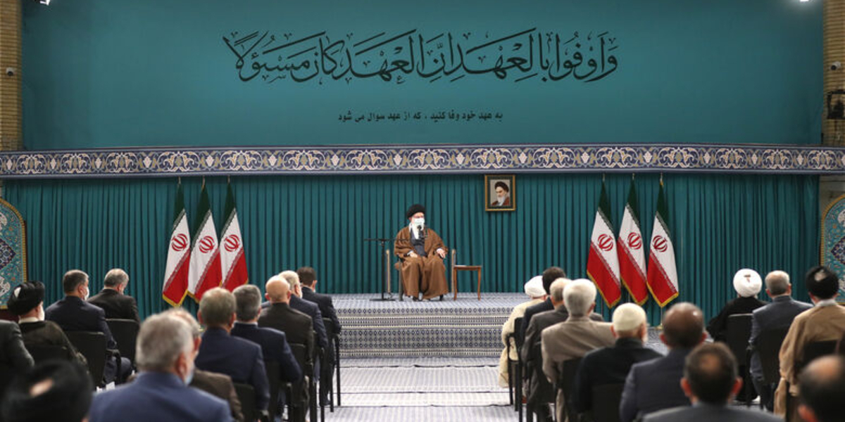 عکس| روحانی و سیدحسن خمینی در دیدار مسئولان با رهبری