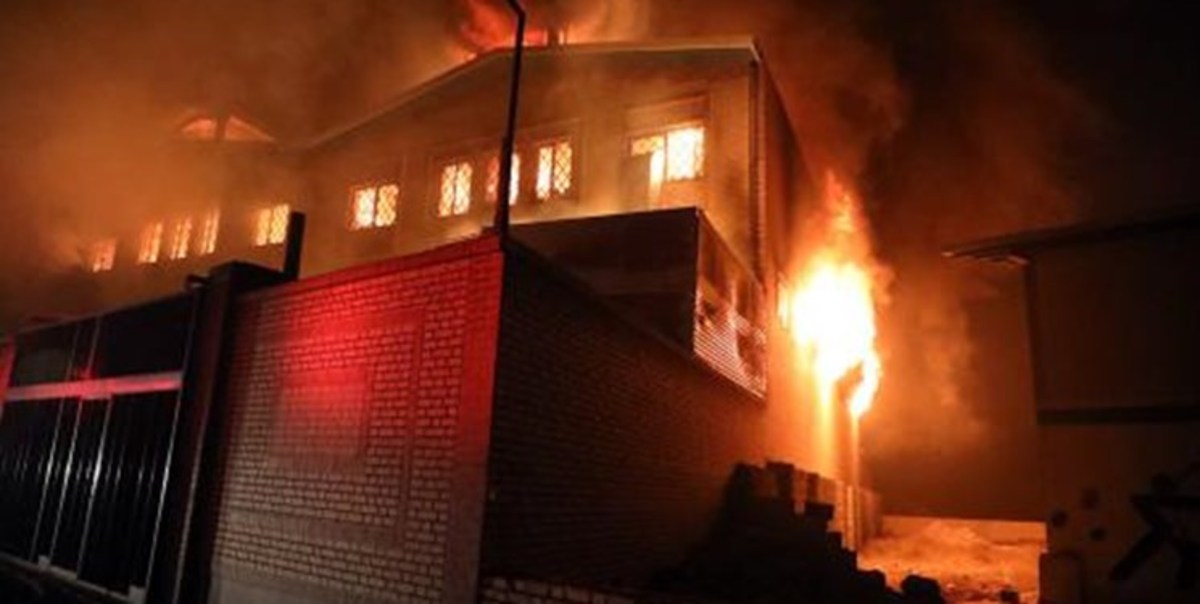 آتش‌سوزی ۱۲ خانه در رامیان