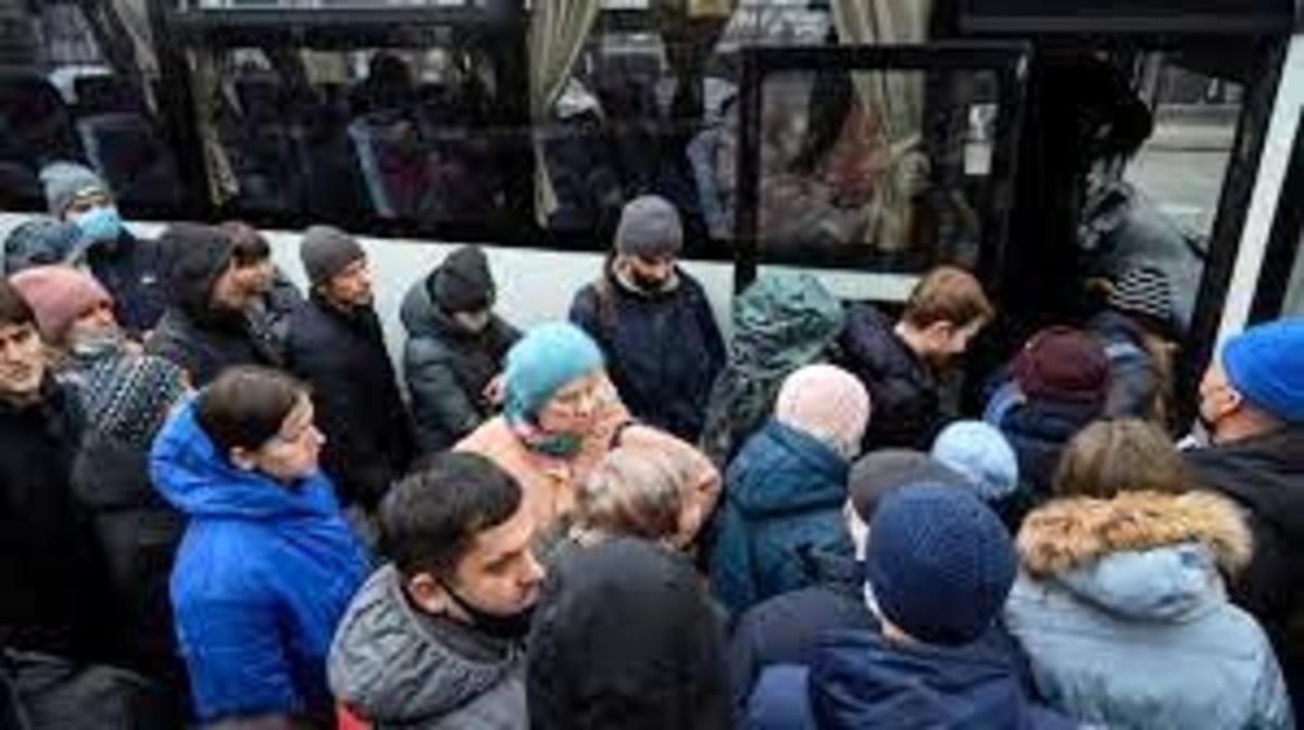 خروج ۲۵۵۷ نفر از طریق کریدور‌های بشردوستانه از شهر‌های محاصره‌شده اوکراین
